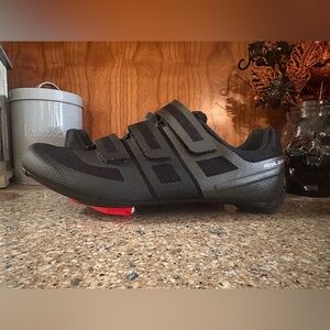 Men’s Pearl Izumi Cycling Shoes